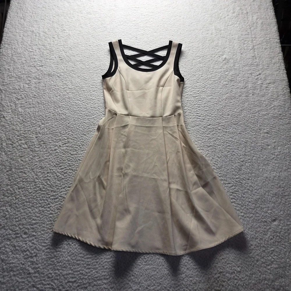 Altar'd State Dress Womens XS White Sleeveless Scoop Neck Fit & Flare Short